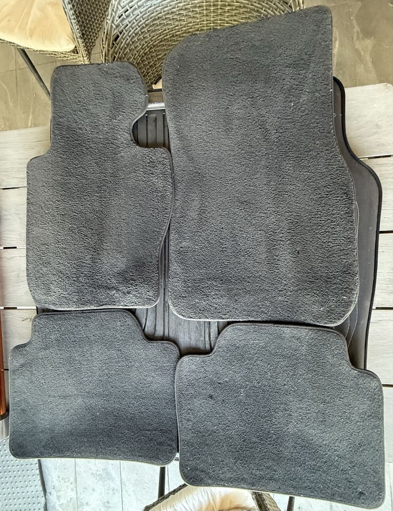 Covorase originale BMW Seria 3/4 + Covorase portbagaj Seria 4/5 X3