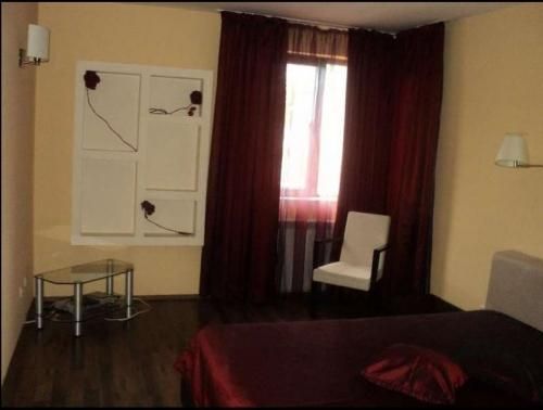 Дава се под наем Тристаен апартамент в София, Витоша - 120 кв.м за 850 € - Снимка #2