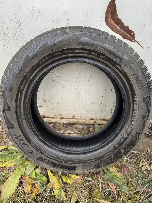 Продам комплект зимних шин