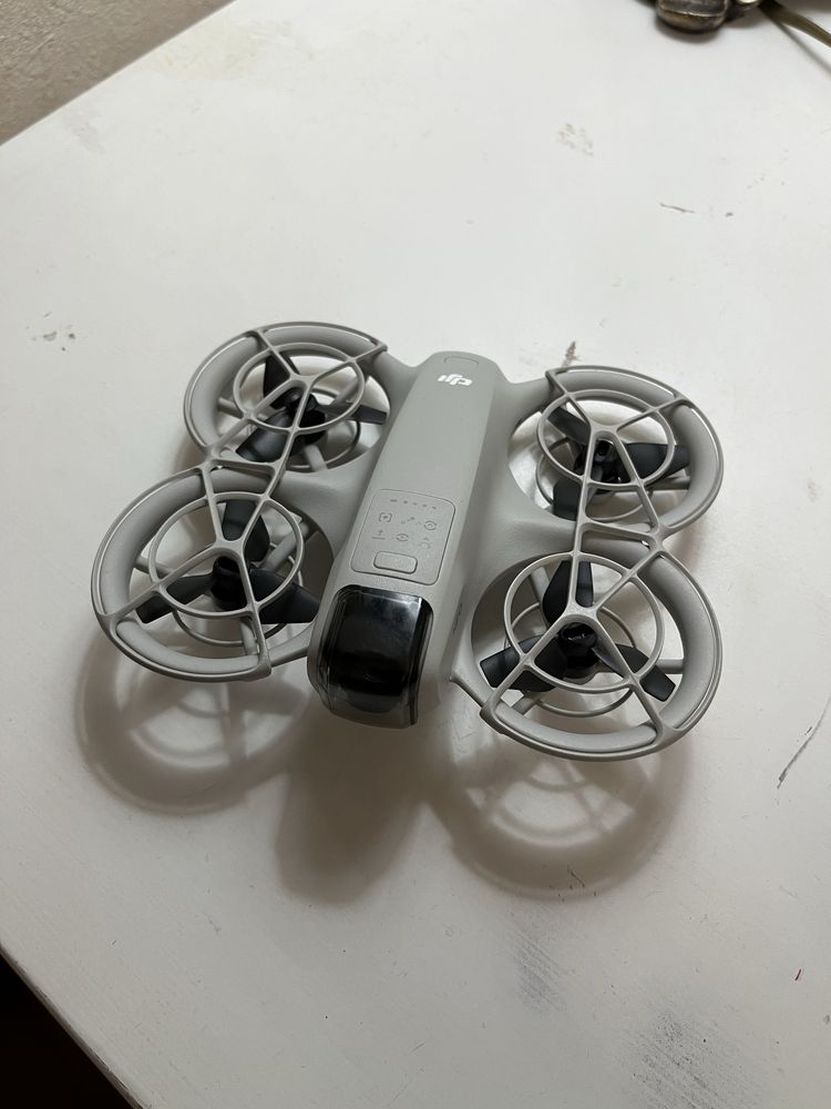 Продам дрон dji neo motion fly more combo