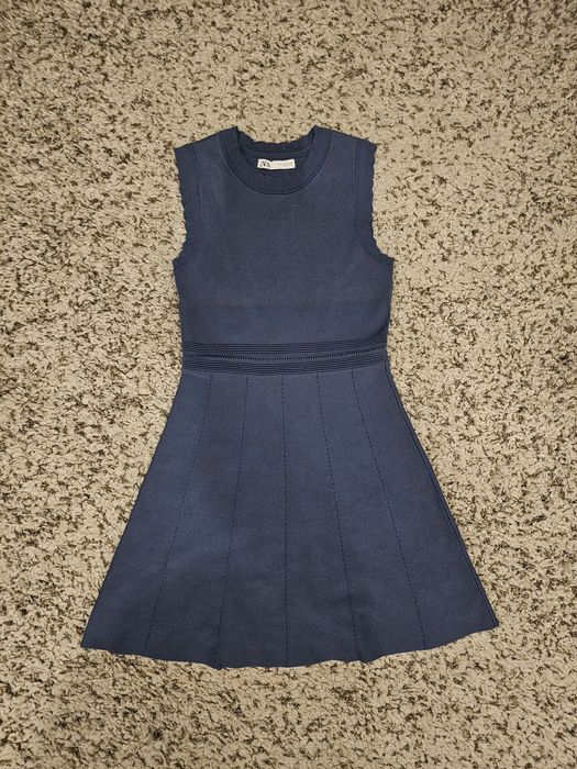 Rochie Zara bleumarin, noua, fără eticheta