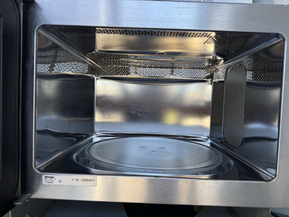 МИкровълнова печка за вграждане Миеле Инокс