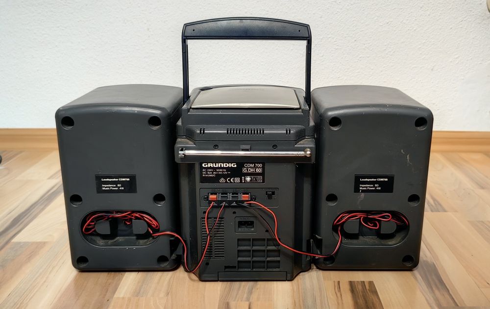 Combină muzicală radio cd casetofon Grundig piese