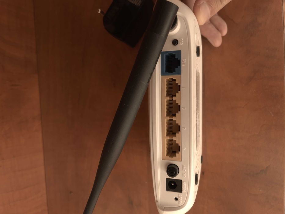 Безжичен рутер TP-Link TL-WR740N 150Mbps, 2.4GHz(150 Mbps)