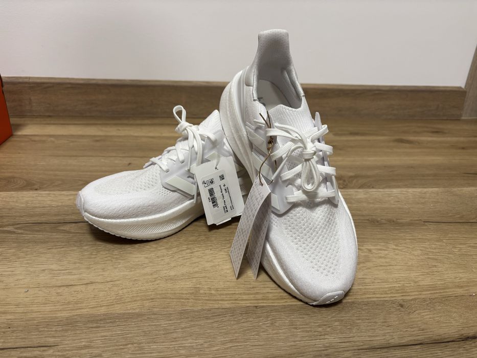 De vanzare Adidas Ultraboost