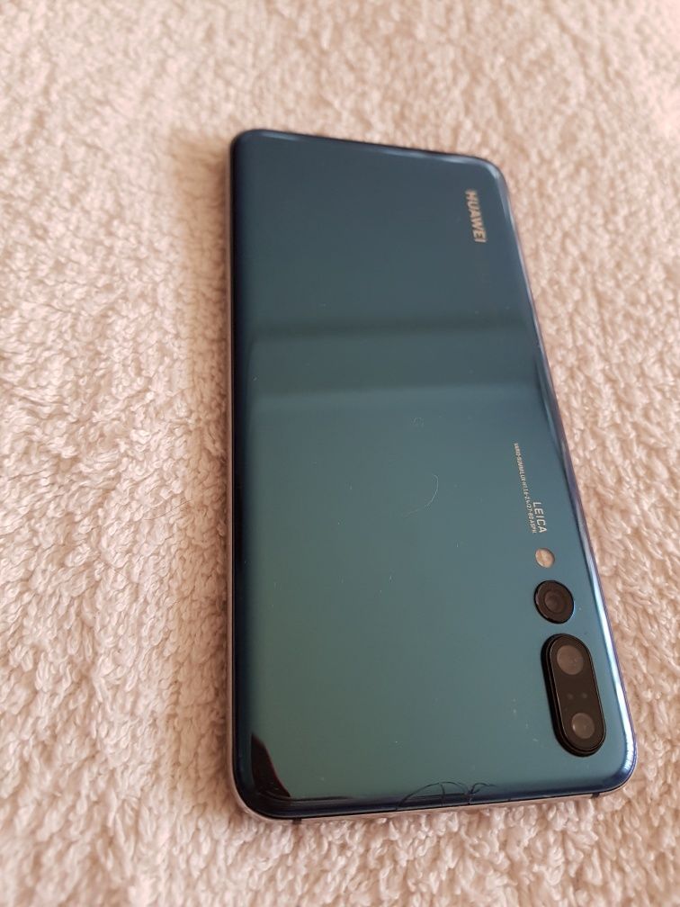 Продам смартфоны Huawei p20 pro