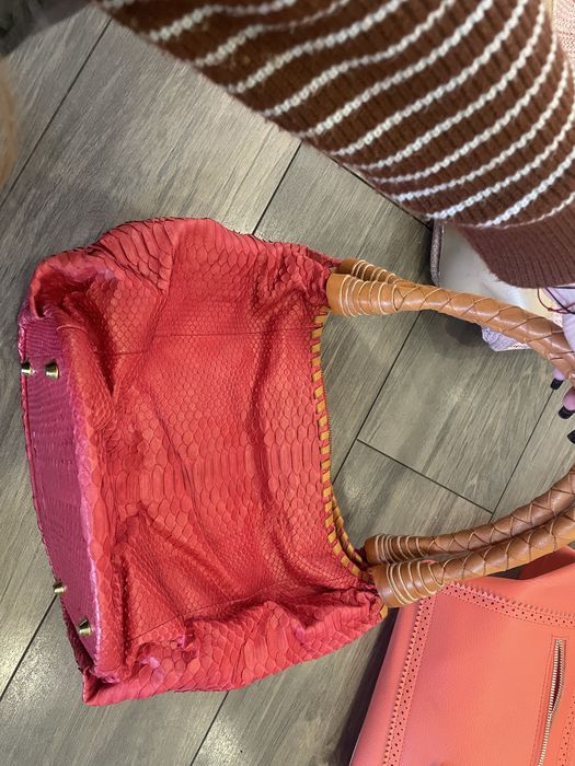 Чанти Zara, Mango, Bettyy Barckley и друго