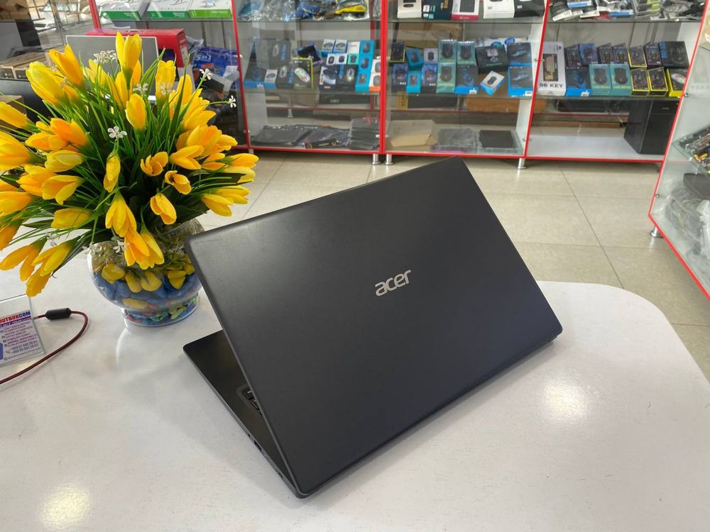 Acer core i7 vidyokartalik dasturch pragramist akalarimiz uchun