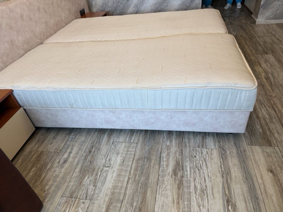 Матраци в добро състояние 90/200