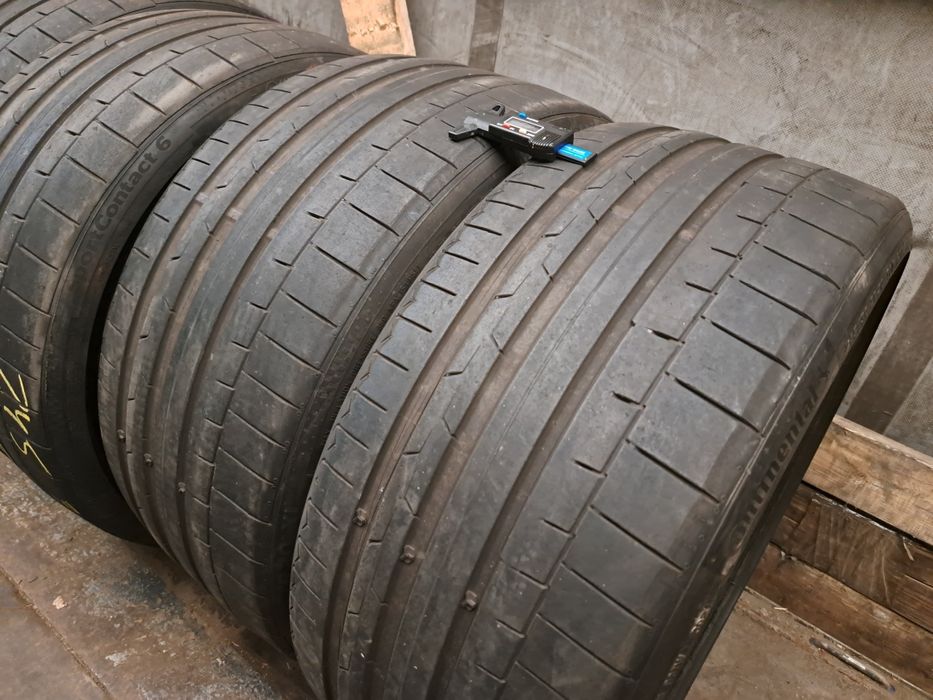 2 anvelope 245/30 R20 Continental
