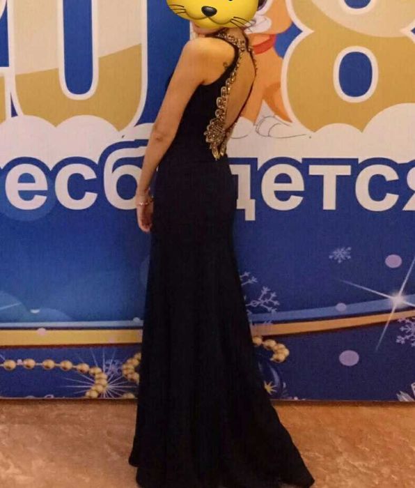 Шикарное вечернее  платье