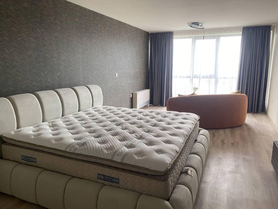 Дава се под наем Къща в Бургас, Сарафово - 250 кв.м за 3570 € - Снимка #3