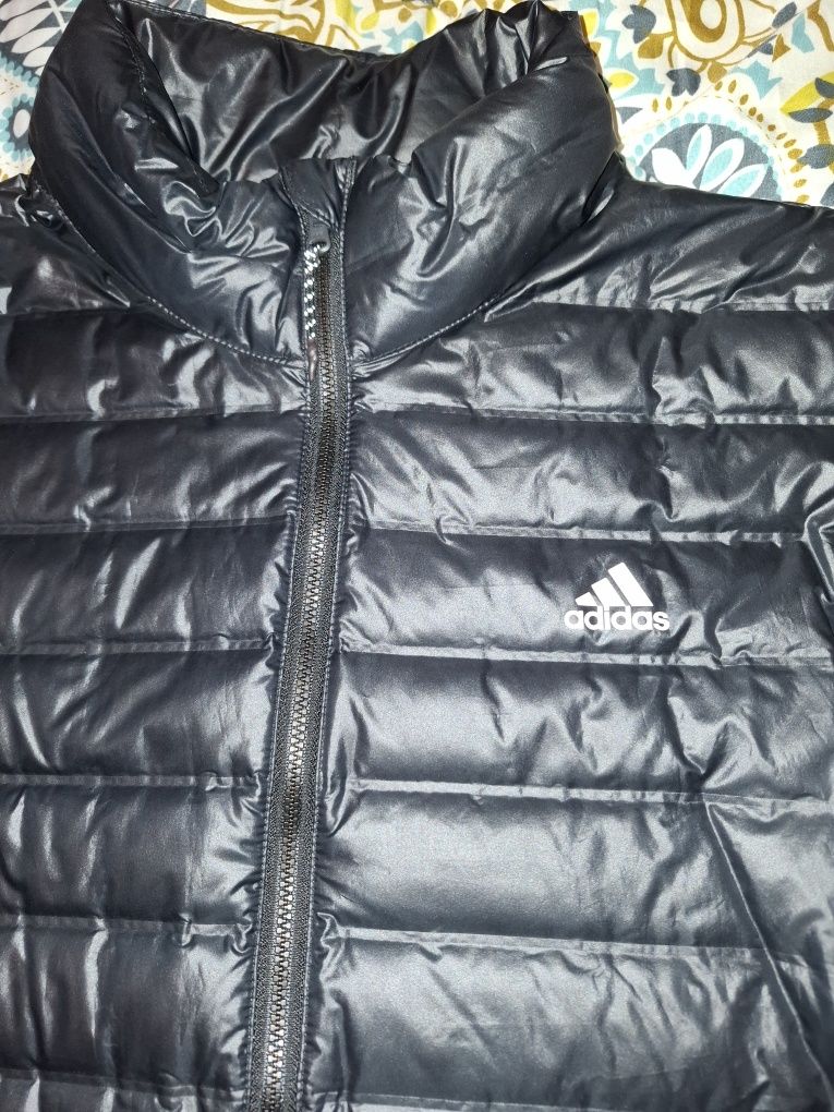 Яке Adidas размер L