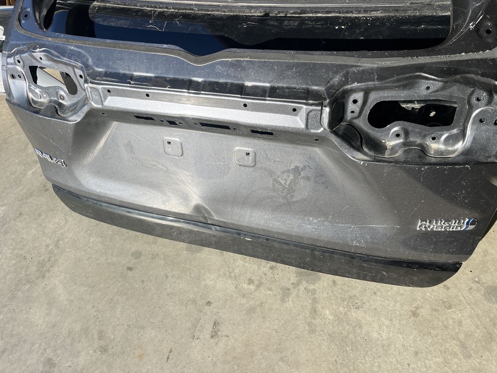 Багажник/капак Toyota Rav 4 2019-