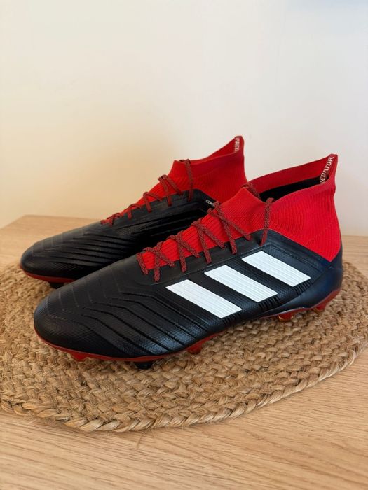 Ghete de fotbal ADIDAS Predător 18+FG