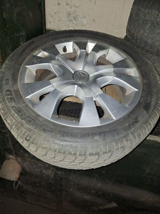 Genți cu anvelope de iarnă