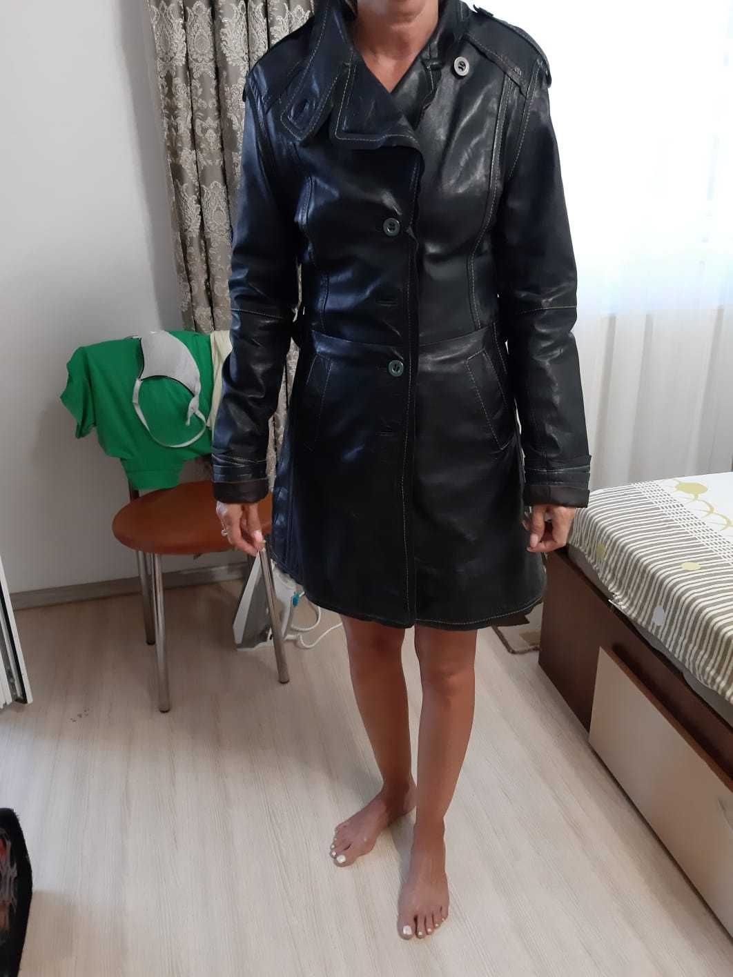 Haină de piele Nouă