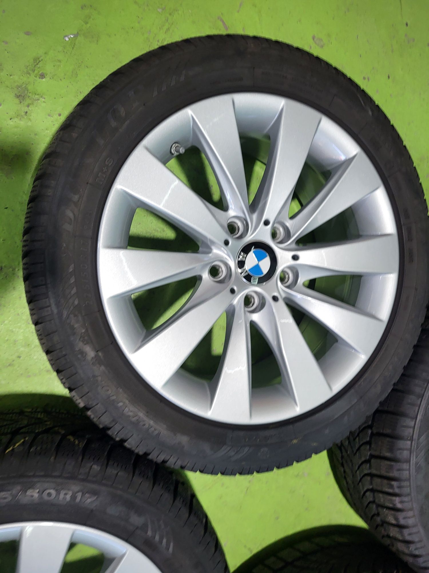 17 5x120 Bmw F30 F31 лети джанти 5х120 бмв ф30 ф31
