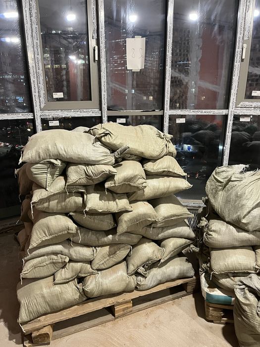 Отдам песок в мешках