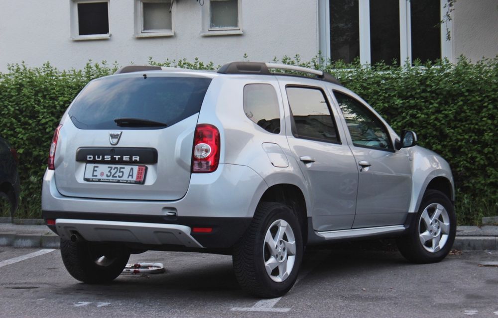 Dacia Dustar benzină-GPL,AC climatic, piele,geamuri elec