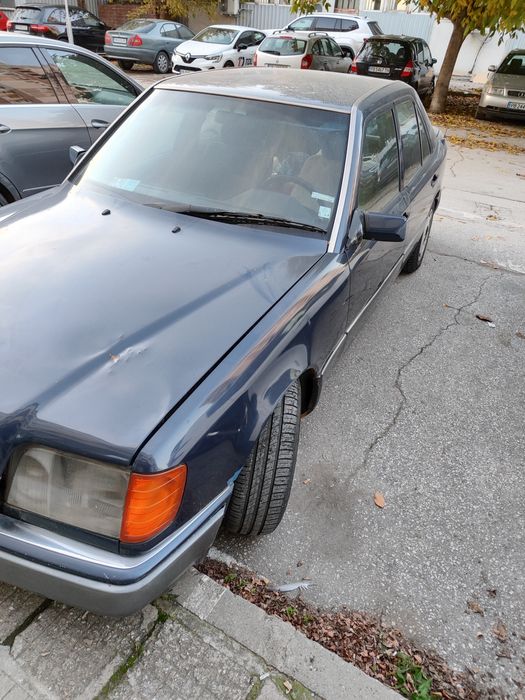 Мерцедес Бенц Е220