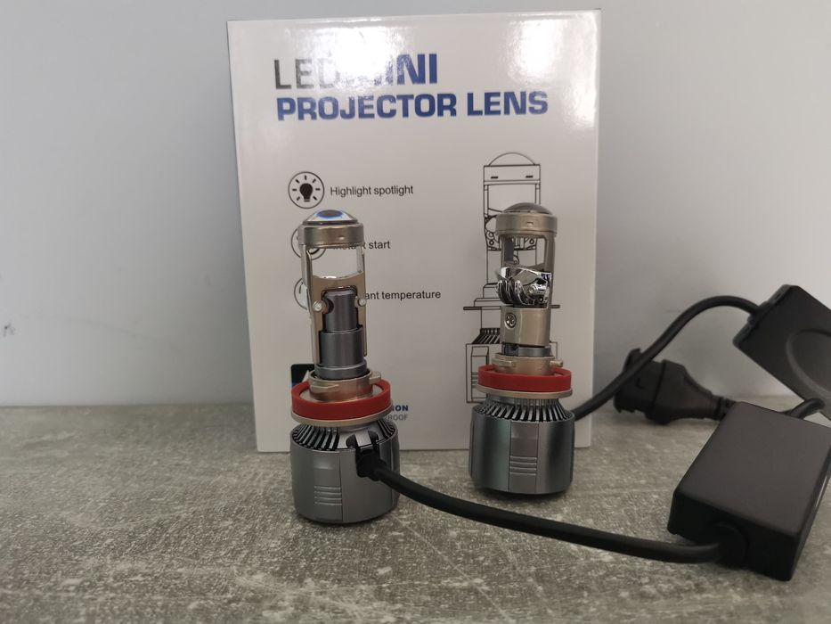 LED автомобилни крушки за основни фарове с лупи