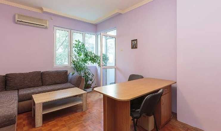 Дава се под наем Тристаен апартамент в Бургас, Център - 82 кв.м за 275 € - Снимка #6