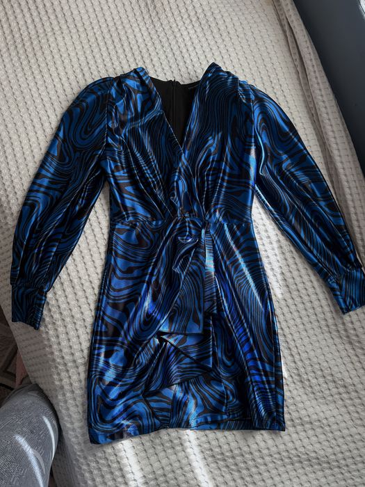 Дамска рокля в отлично състояние