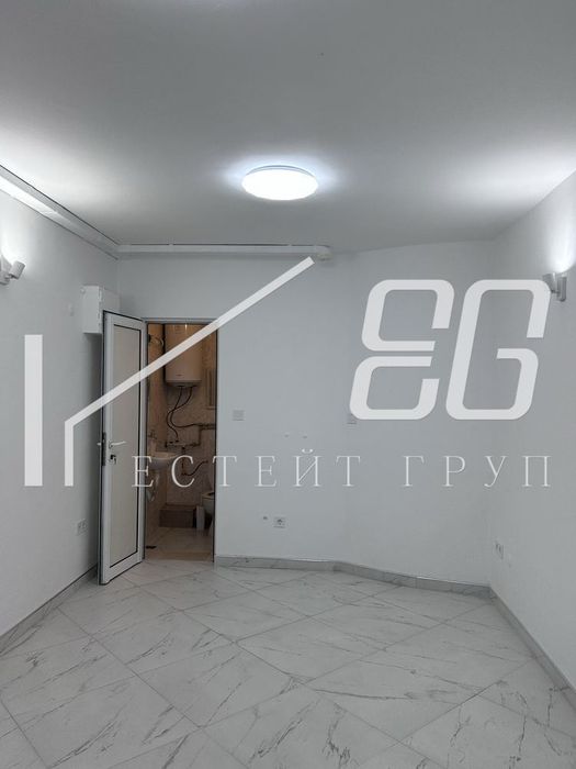 Магазин в Варна-Център площ 24 цена 332