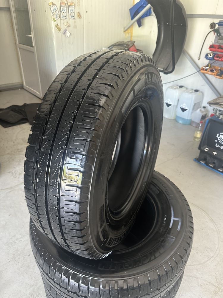 4 anvelope michelin 225 75 16 c impecabile 8 mm