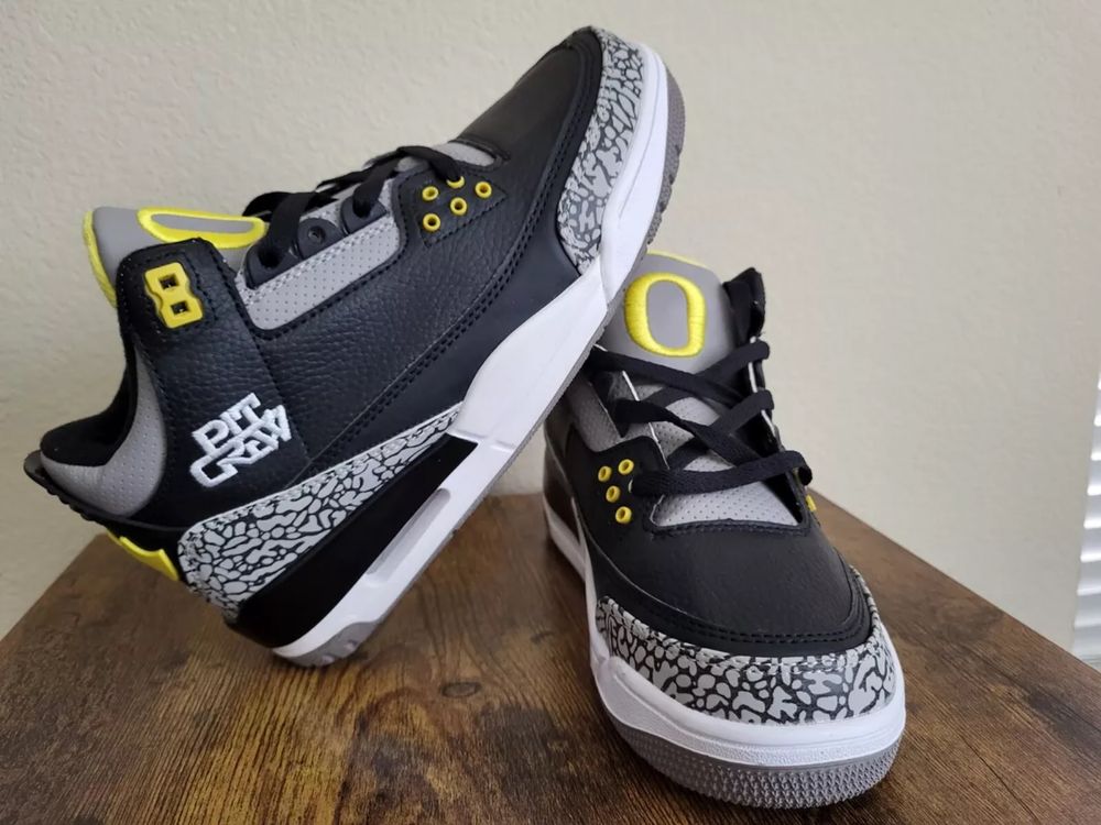 Jordan 3 Pit Crew