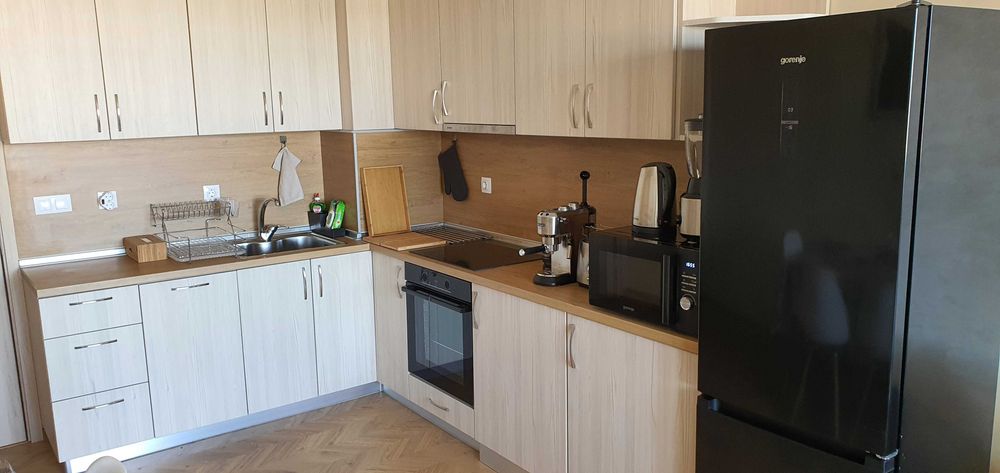 Дава се под наем Двустаен апартамент в Пловдив, Тракия - 65 кв.м за 408 € - Снимка #2