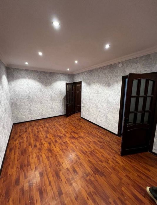 1хоналий квартира Юнусабод 11.кв 1/4/4