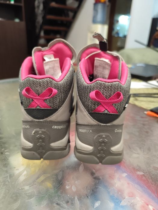 Ghete fete mărimea 38 Quechua