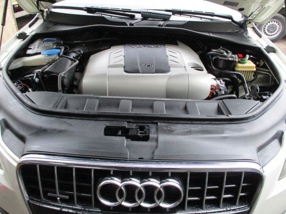 Motor Audi Q7 3.0TDI Cod BUG