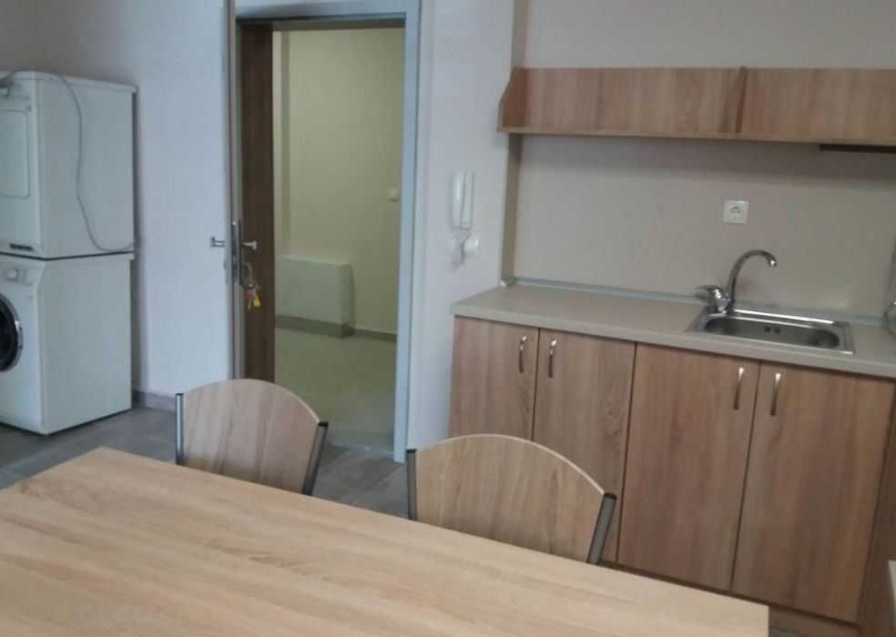 Продава се Двустаен апартамент в София, Хладилника - 60 кв.м за 2217 €/кв.м - Снимка #1