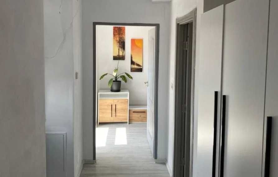 Дава се под наем Двустаен апартамент в Пловдив, Център - 46 кв.м за 193.8 € - Снимка #1