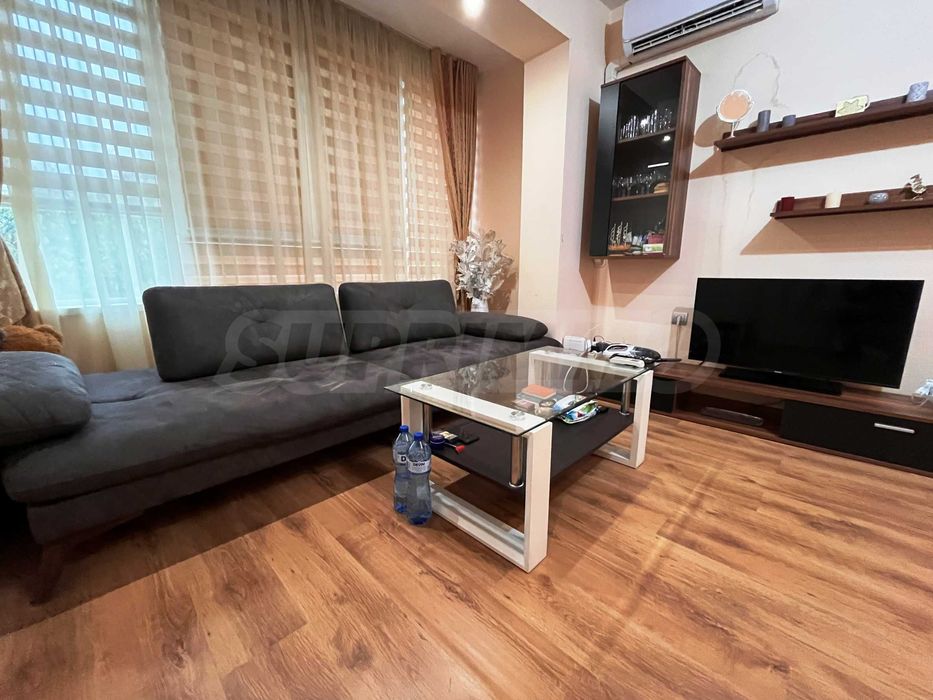 Четиристаен апартамент в Поморие близо до плаж - Център Стар град