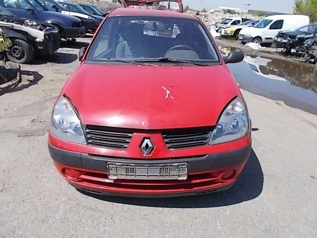 Bara fata Renault Clio 2004 hatchback
