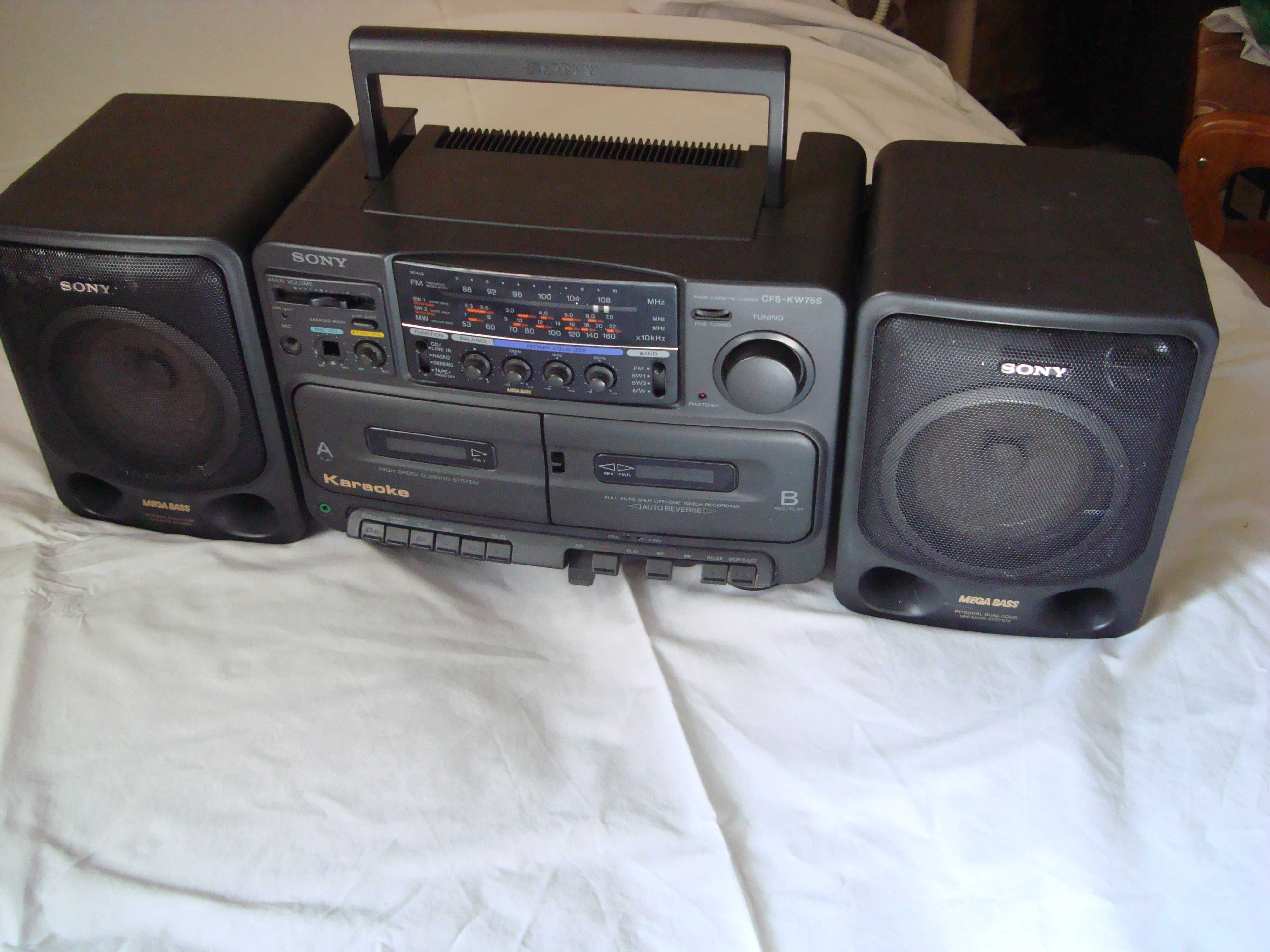 SONY CFS-KW 75 S. 1993 год. Смтрт.все 8 фото.