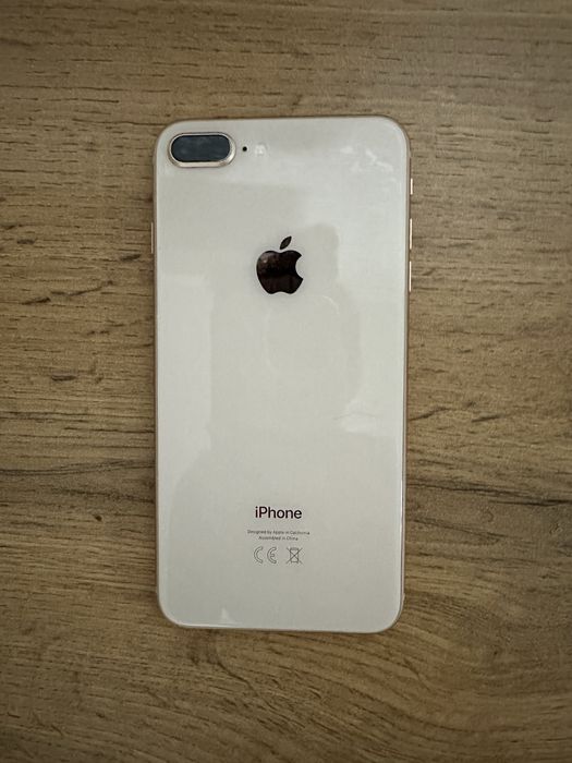 Продам iPhone 8 Plus