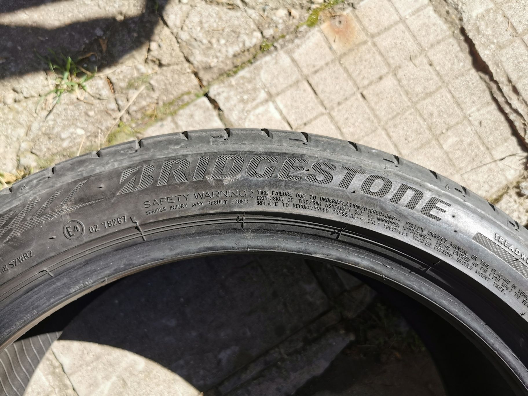 Летни гуми Bridgestone 225/45 R19