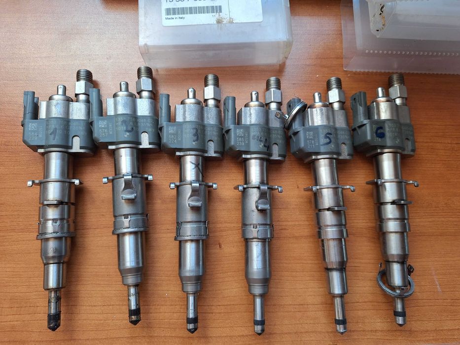 Injectoare Bmw N43 N53 N54 cod 7589048 index 02,