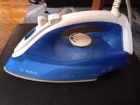 Парна ютия Bosch, модел sensixx B1 , мощност 2100 W