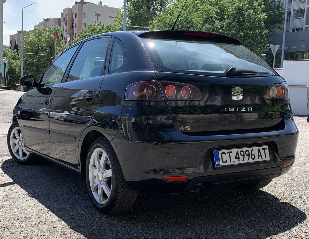 Seat ibiza 1.4 с пълна сервизна история