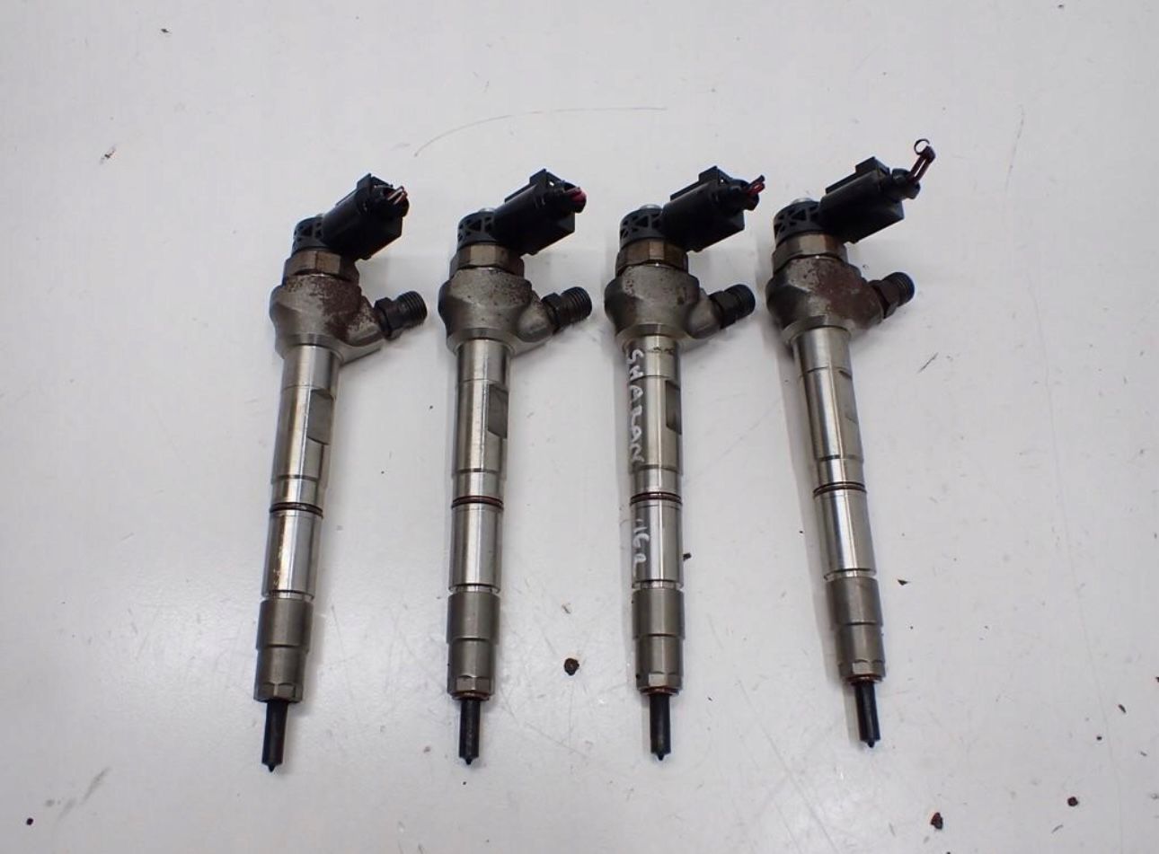 Injector VW Tiguan 2.0 TDI euro 6 cod 04L130277AC