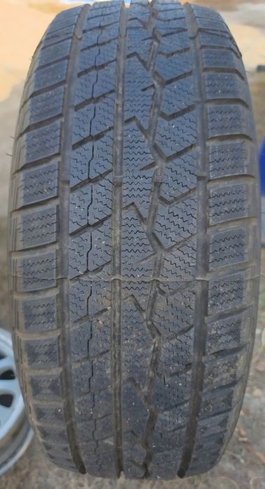Продам зимние шины