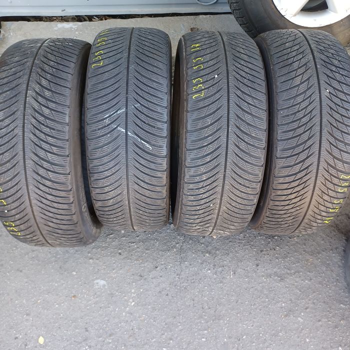 235 55 17 Michelin 4бр зимни дот 20