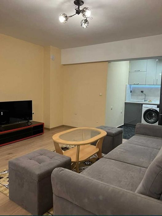 Дава се под наем Двустаен апартамент в Пловдив, Каменица 1 - 68 кв.м за 348.84 € - Снимка #2