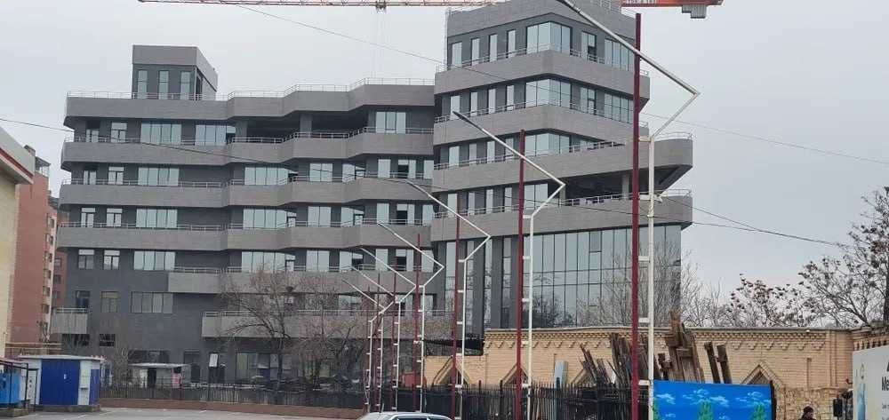 Сдается в аренду коммерческое помещение  7980 кв.м, здание 8 этажей